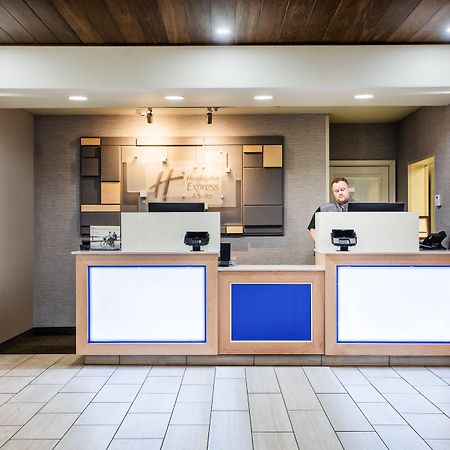 Holiday Inn Express Hotel & Suites Lewisburg By Ihg Exterior foto